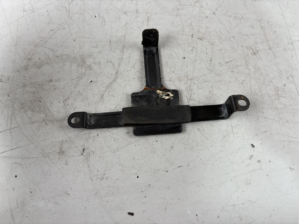 Honda Transalp XL 600 V PD06 Batteriehalter Halteklammer battery braket