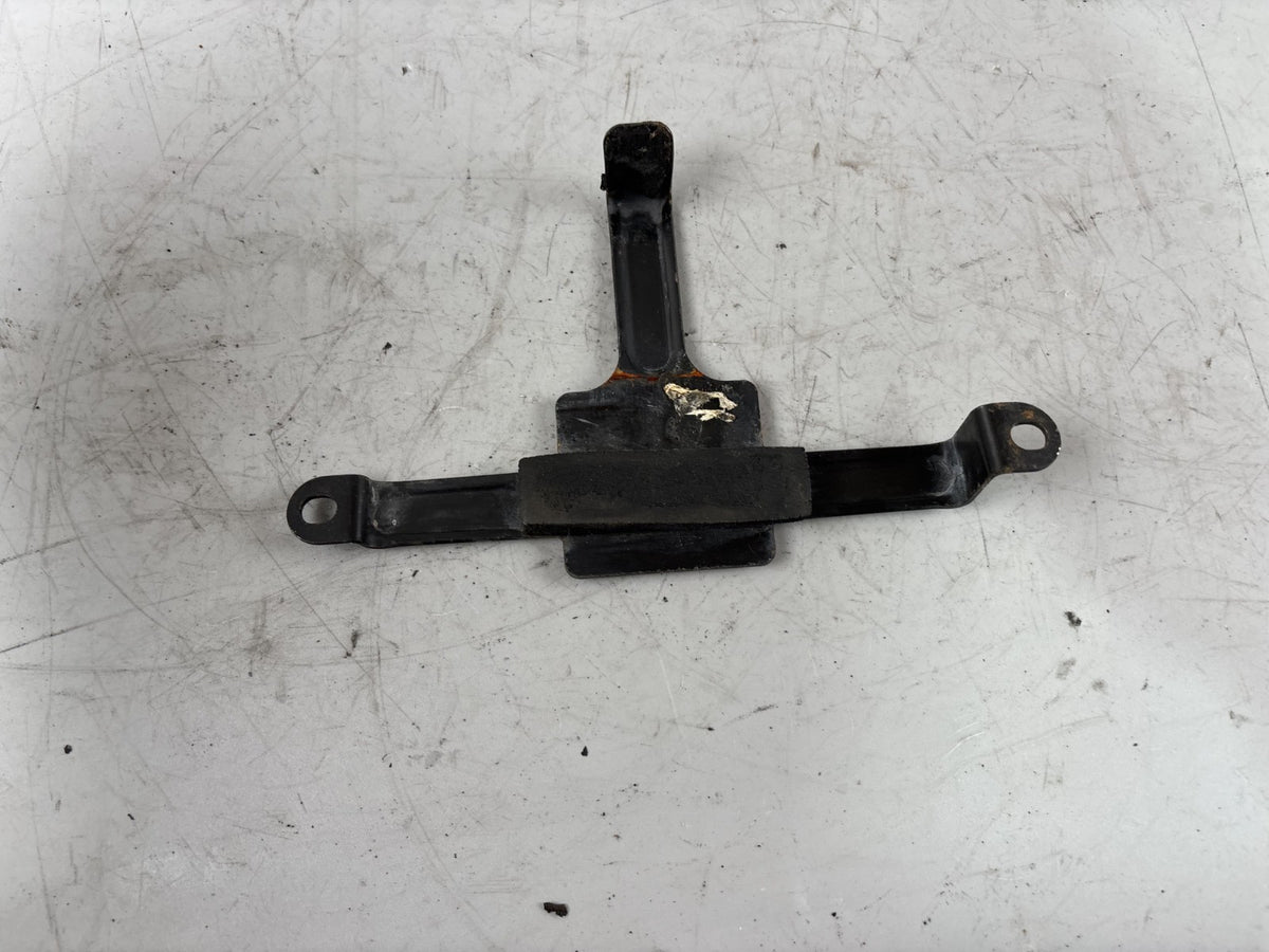 Honda Transalp XL 600 V PD06 Batteriehalter Halteklammer battery braket