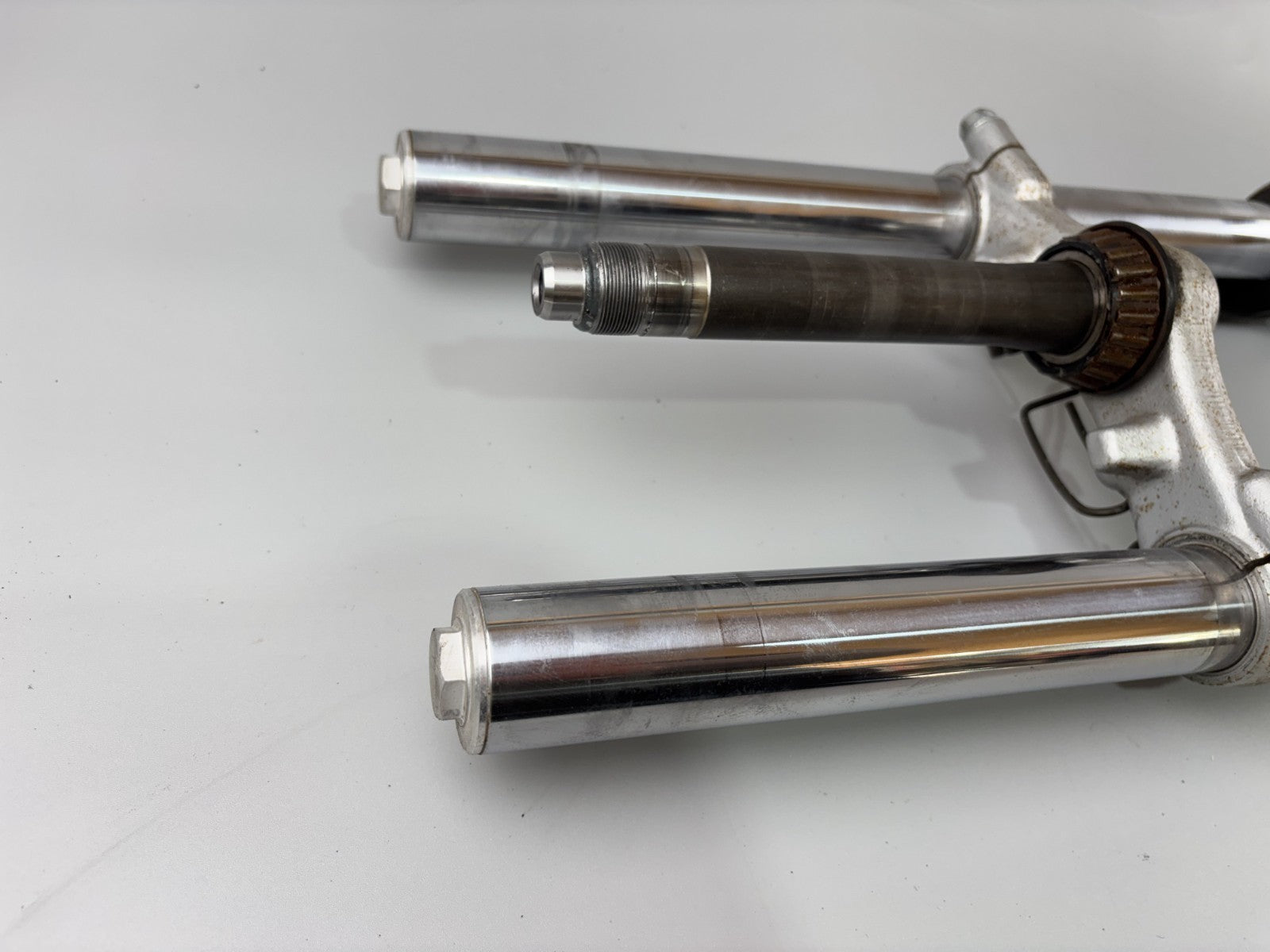 Suzuki GS 500 EU GM51B Gabel Standrohr Tauchrohr Fork Federung Absorber