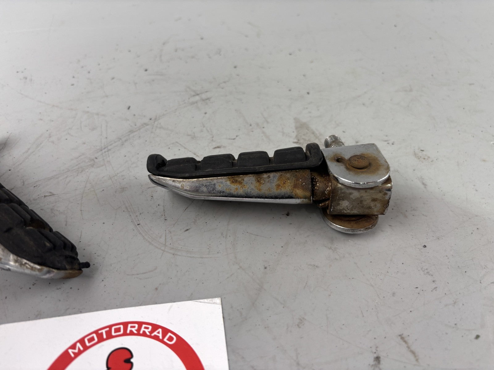 Yamaha XJ900 F 4BB Fußraste Sozius Fußrastenpaar links rechts Hangers Step hinte