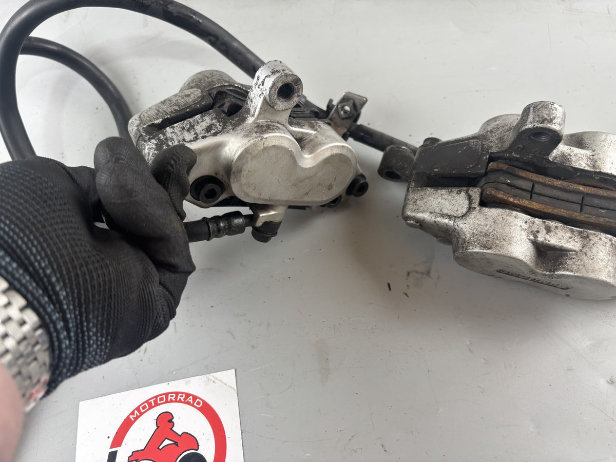 Yamaha TDM 850 3VD Bremsanlage Bremse Brake Bremspumpe Sattel vorne front