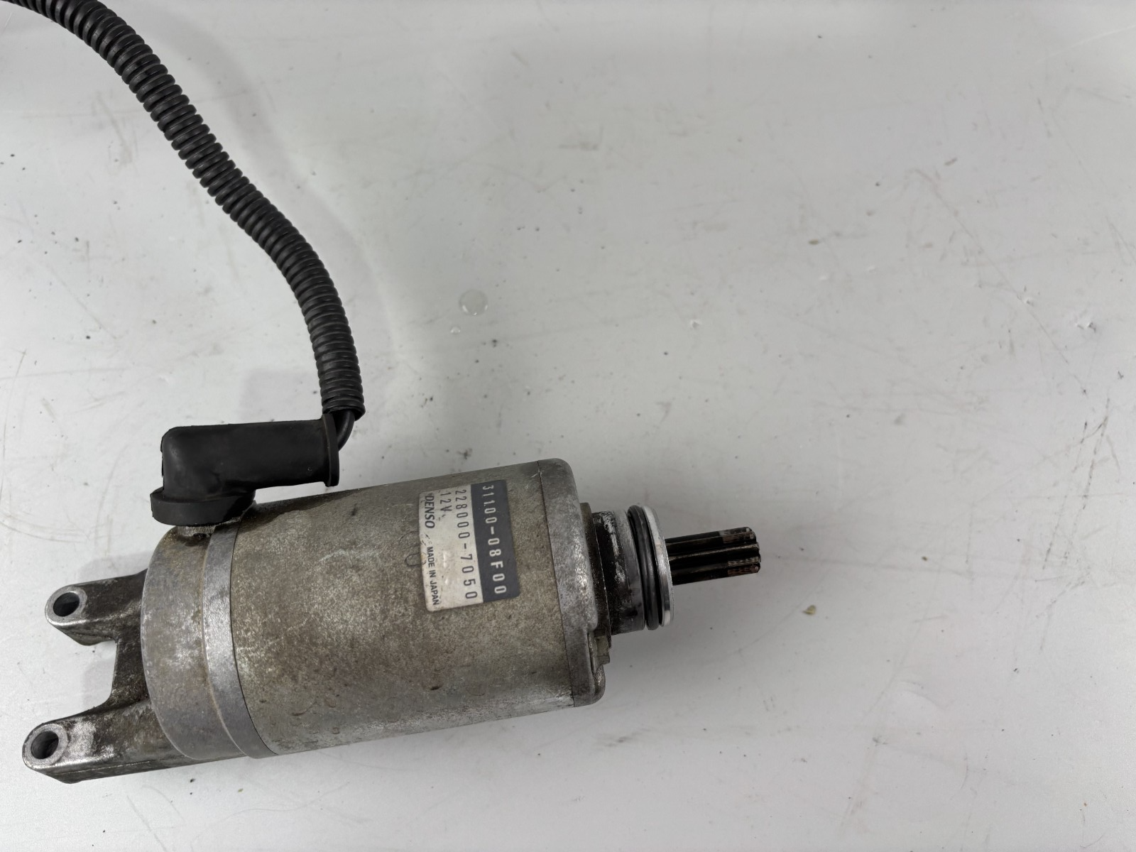 Suzuki GSX 750 F AK11 Anlasser Starter Electric