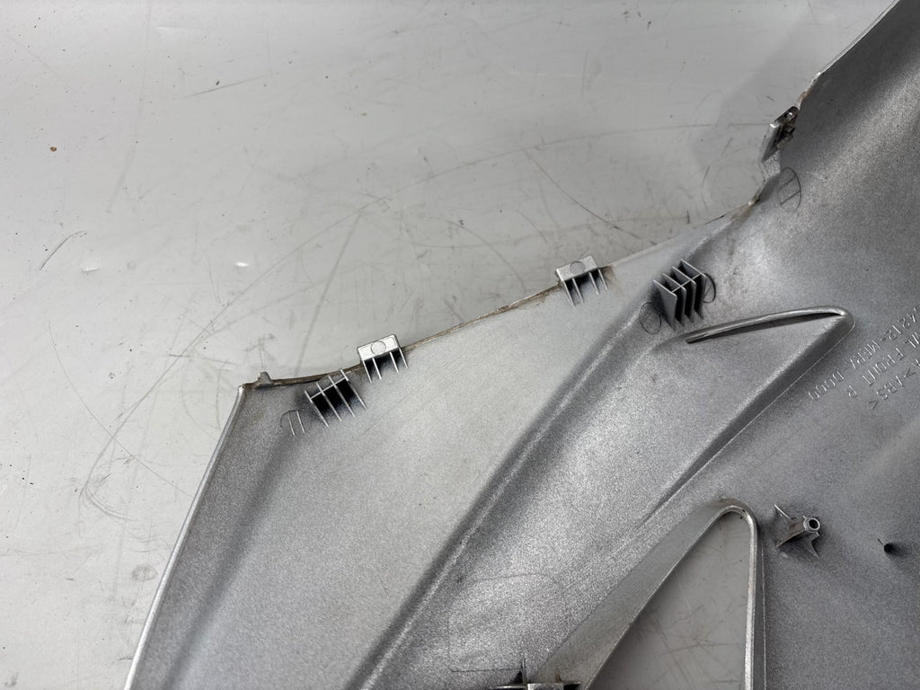 Honda CBF 600 S PC38 Kanzel Maske front Seitenverkleidung Cover Side rechts