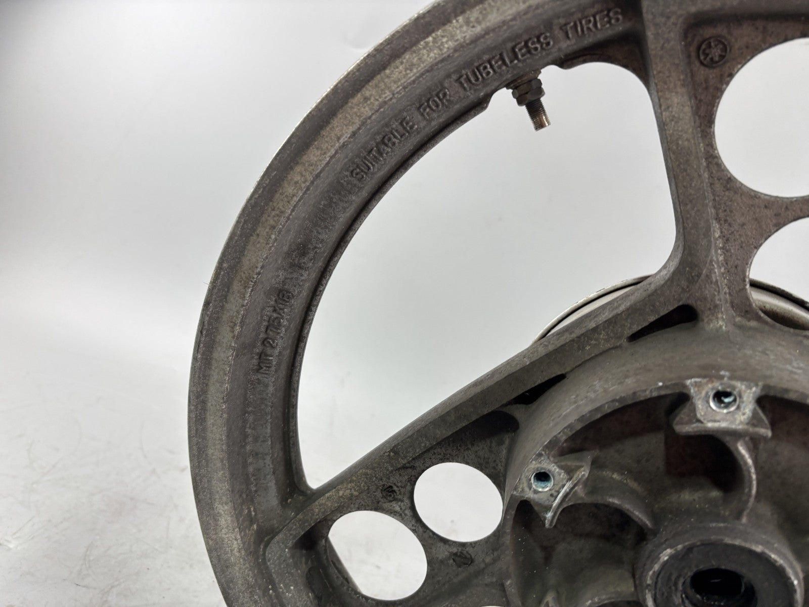 Yamaha XJ900 F 4BB Hinterradfelge Felge Rim Rad hinten back Reifen