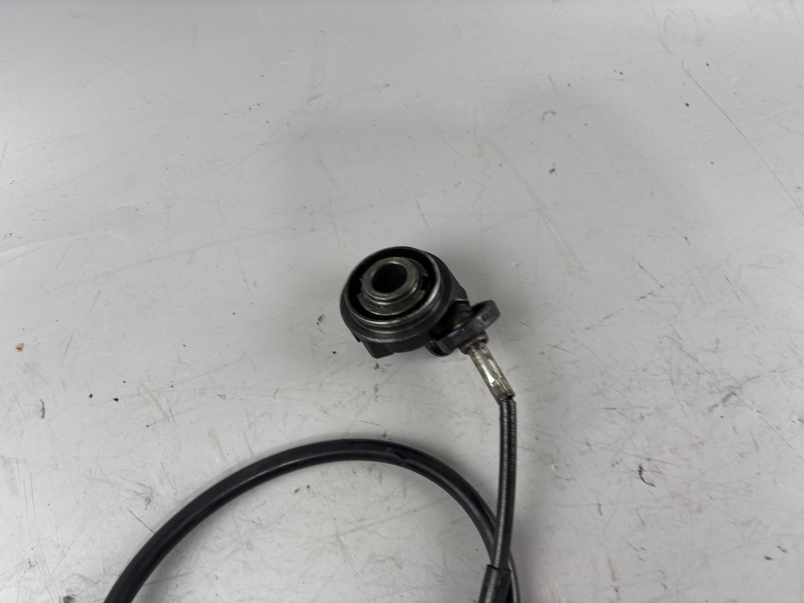 Yamaha XJR1200 4PU Tachowelle Tachoschnecke Speedometer Antrieb Vorderrad