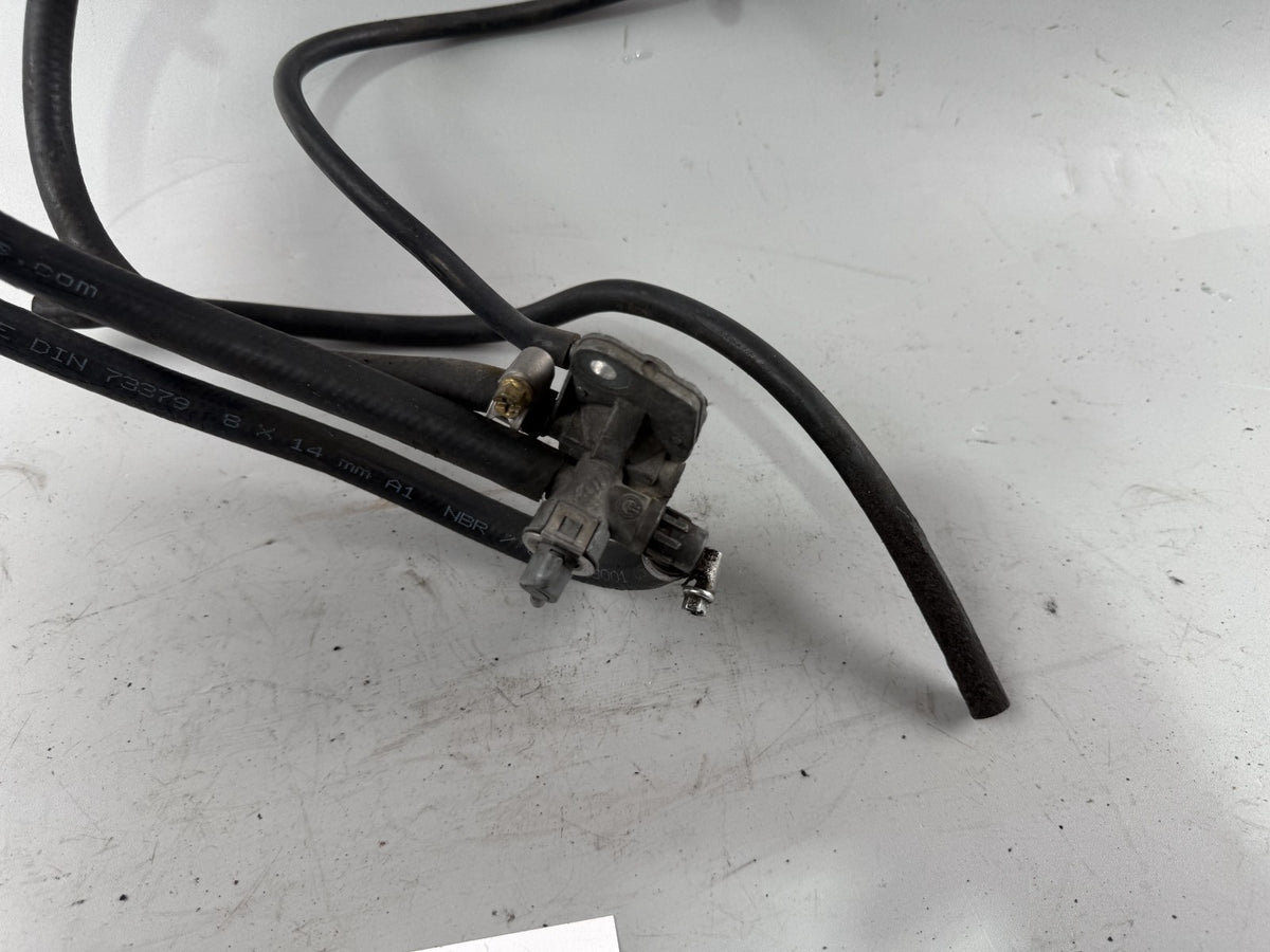 Suzuki GS 500 E GM 51 B Benzinhahn Fuel Ventil Gas Gasoline