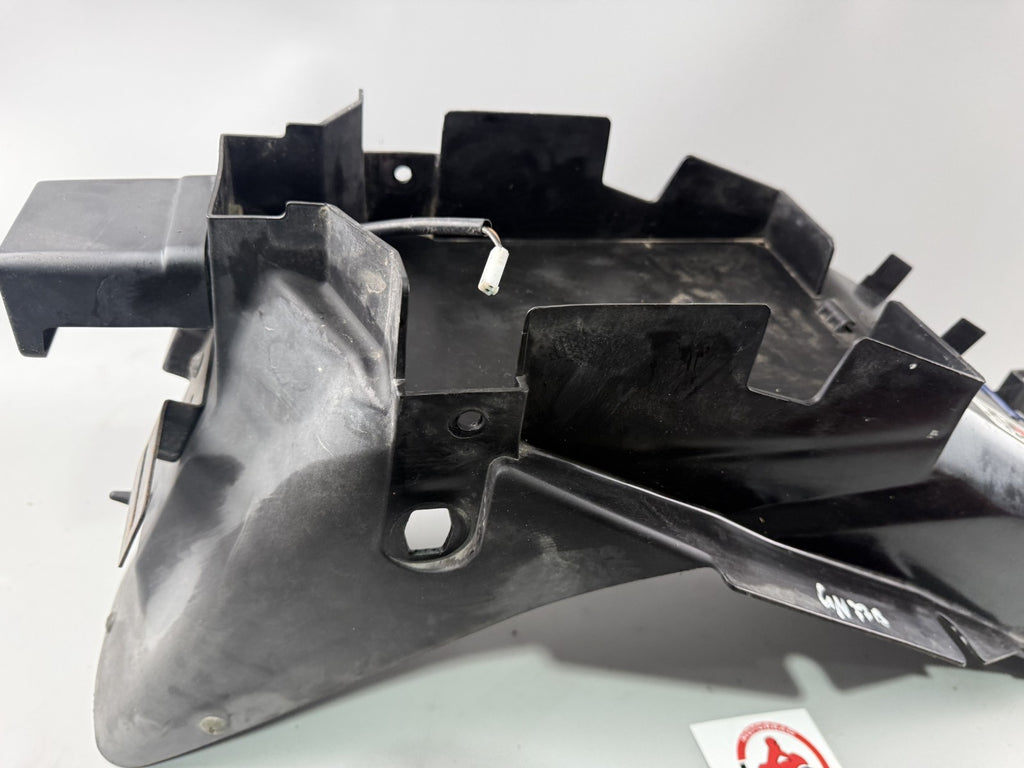 Suzuki GSF600 GN77B Bandit Heckuntersicht Fender Radlauf Schutzblech Kotflügel