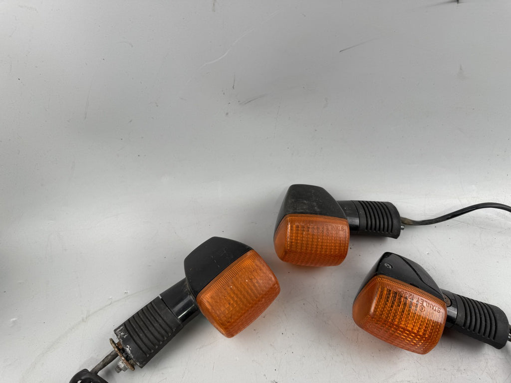 Honda XBR 500 PC15 Blinkerpaar Blinkerset Turn Signal Lighters