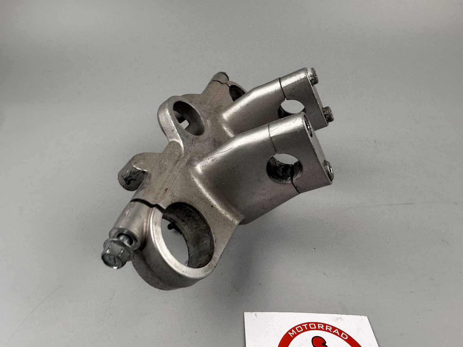 Suzuki GSF600 GN77B obere Gabelbrücke Bridge Handlebar Lenker