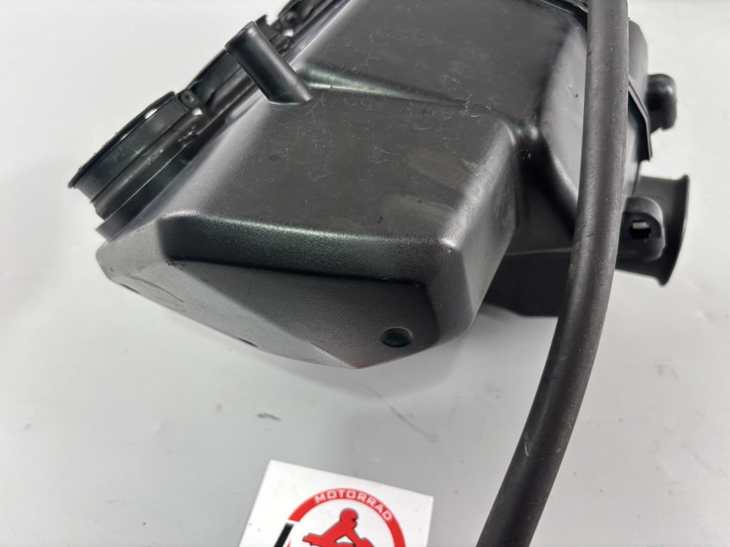 Suzuki GSX 650 F FA WVCJ Luftfilterkasten Airbox Lüftung Zuluft