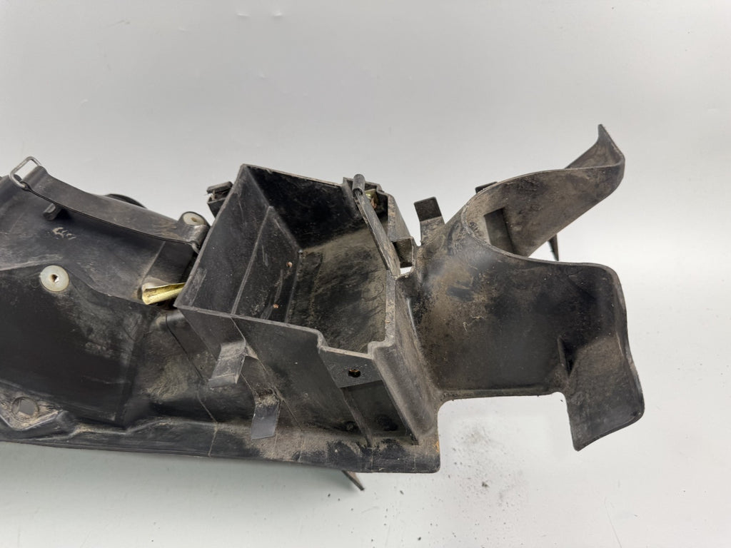 Yamaha XJ600 Diversion 4BR 4LX Heckuntersicht unter Verkleidung Radlauf Fender