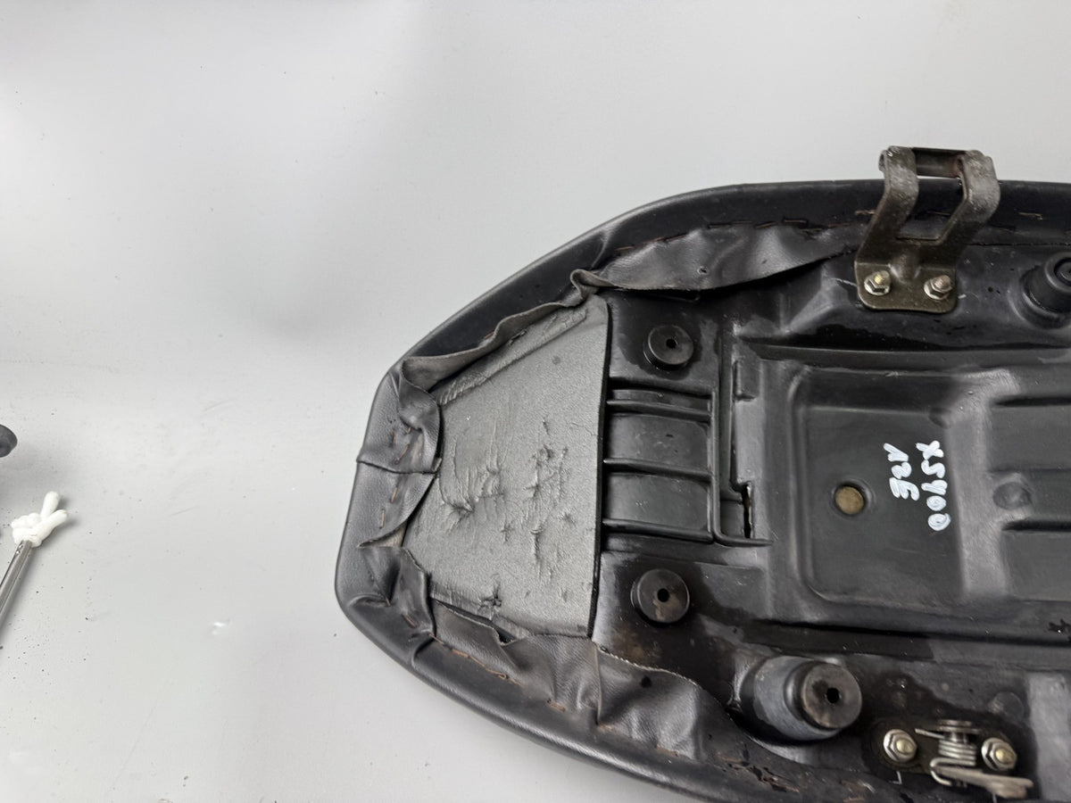 Yamaha XS 400 12E Sitzbank Seat Sitz Sitzkissen Sitzbezug