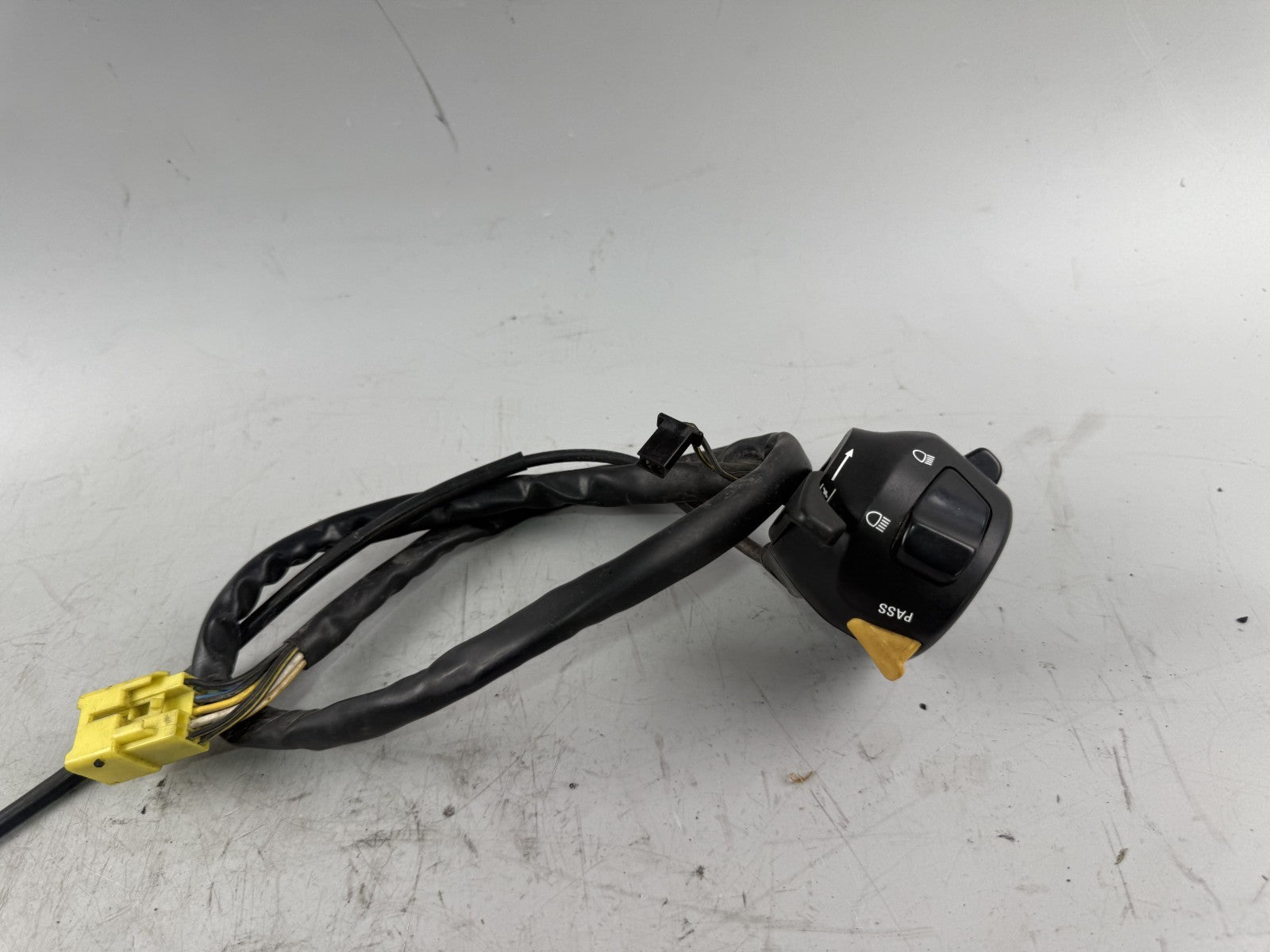 Suzuki GSX-R 600 SRAD AD 97-00 Lenkerschalter links left Handlebar Switch