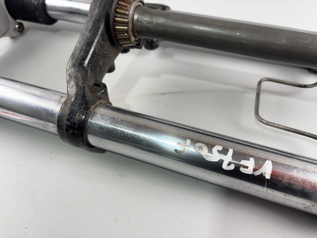Honda VF 750 F RC15 Gabel Standrohr Tauchrohr Fork Absorber Federung vorne front