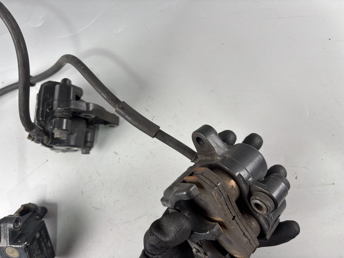 Honda VF 750 F RC15 Bremsanlage Bremse Brake Sattel Pumpe Vorne front
