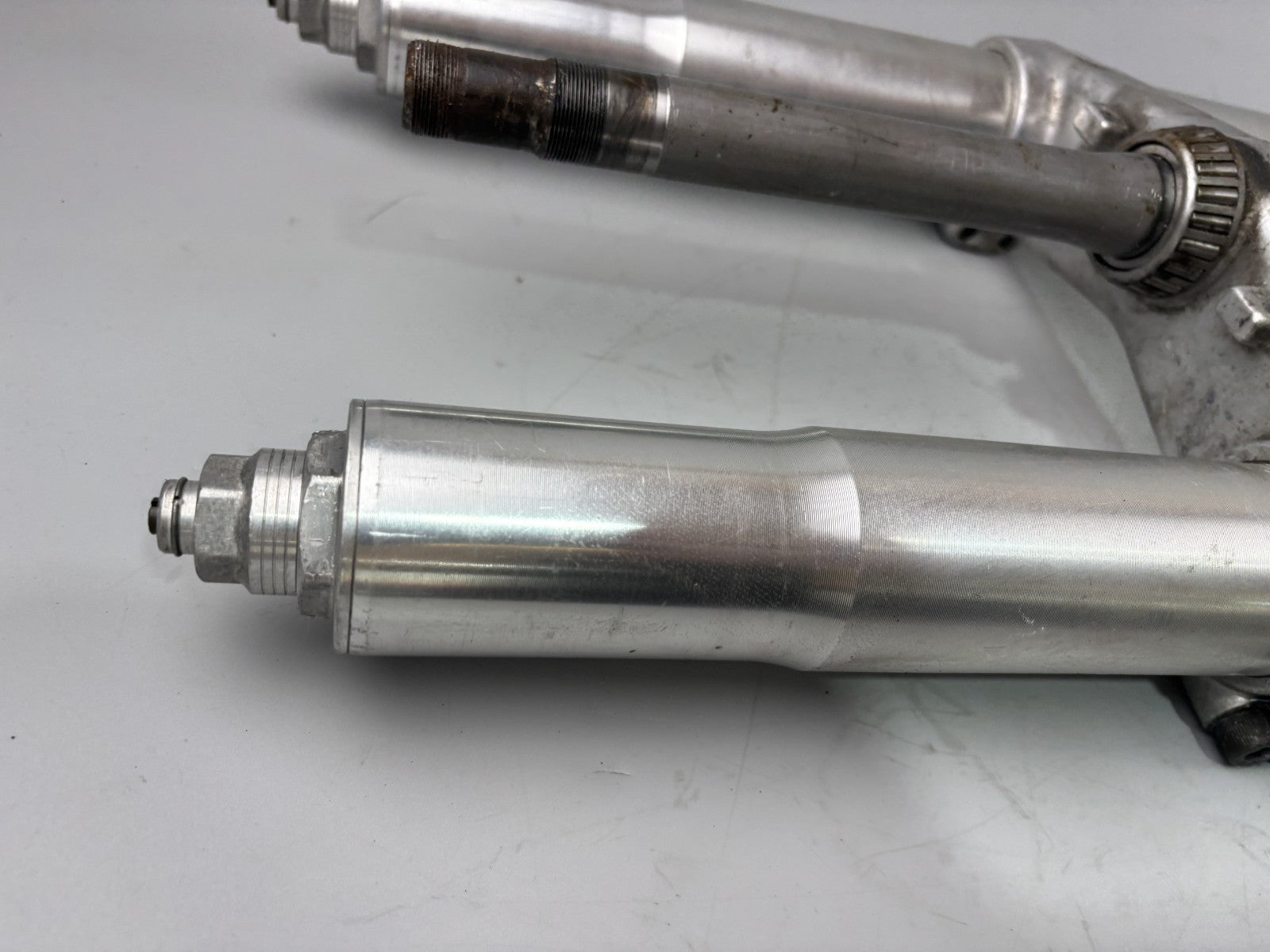 Suzuki GSX-R 750 W GR7BB Gabel Standrohr Tauchrohr Fork Absorber Up Side Down
