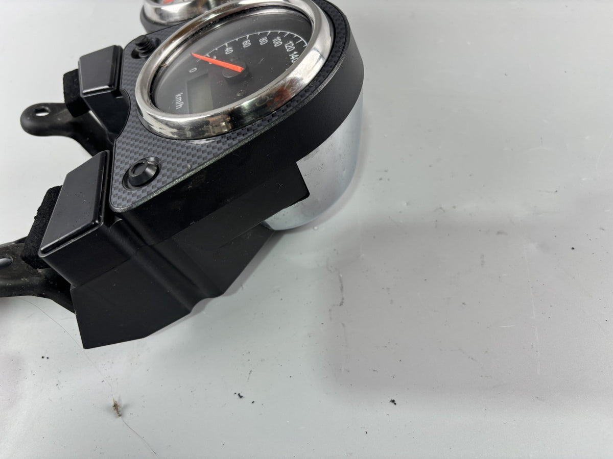 Suzuki SV650 N AV Tacho Speedometer DZM Drehzahlmesser Cockpit Instrumente