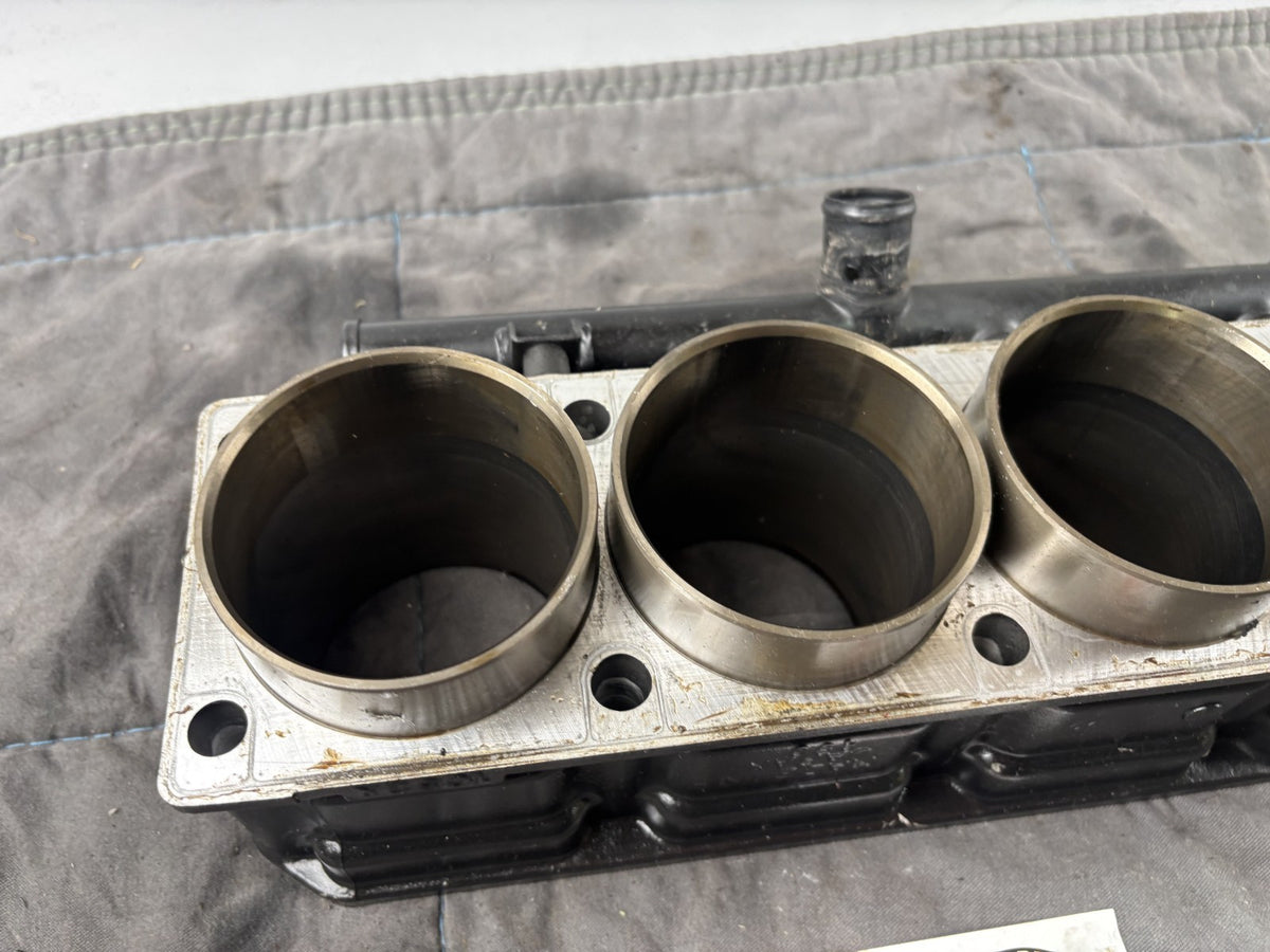 Kawasaki ZRX1100 ZRT10C Zylinder Cylinder Head Motor Engine Kolben