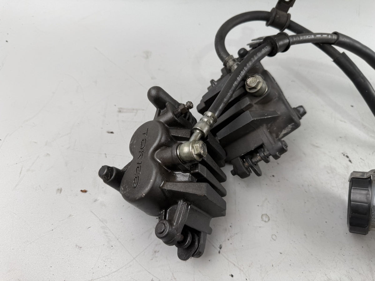 Suzuki SV650 S AV Bremsanlage Bremse Brake front vorne Bremssattel Bremspumpe
