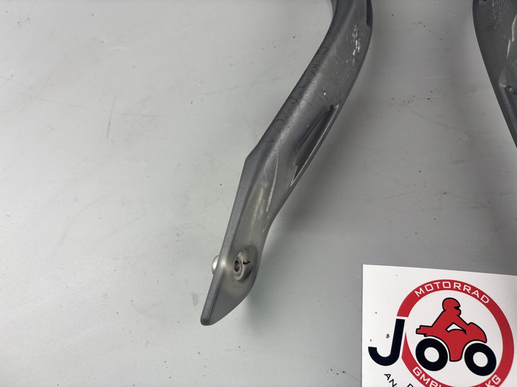 BMW F 650 CS Scarver Griffe Haltegriffe vorne front Holder Soziusgriff