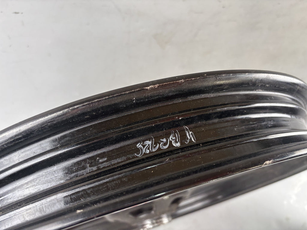 Yamaha YBR 125 RE05 Vorderradfelge Wheel Felge vorne front Rad RIM