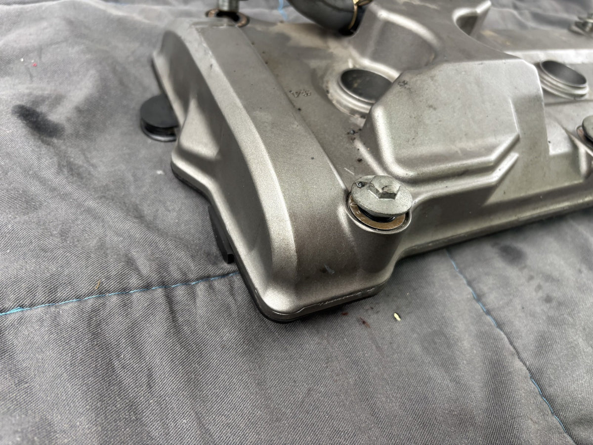 Honda CB 600 F Hornet PC34 Zylinderkopfdeckel Head Cover Motor Engine