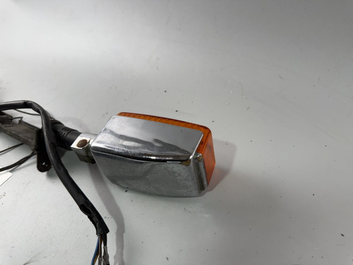 Yamaha XS 400 12E Blinkerpaar Blinkerset Lighters Lampe Turn Signal