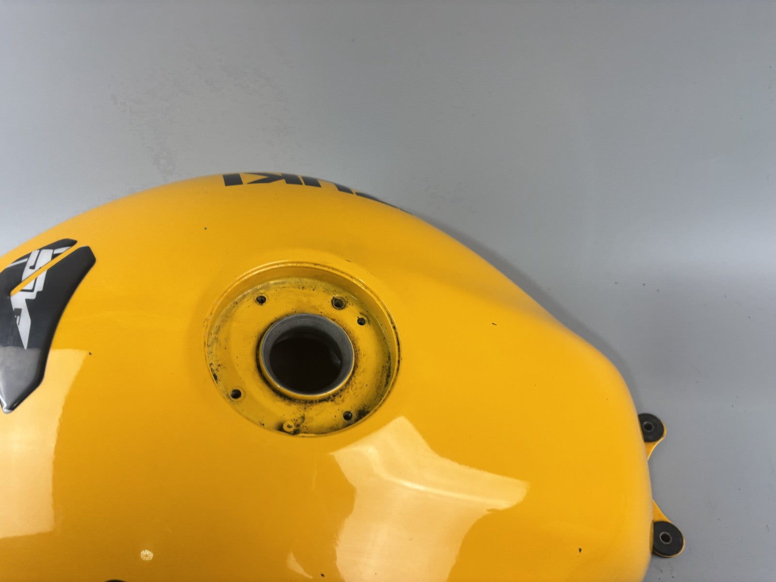 Suzuki SV650 S AV Tank Benzintank Kraftstofftank Fuel Gas Gasoline