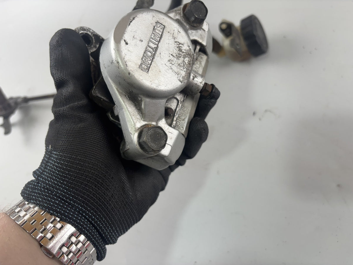 Yamaha TDM 850 3VD Bremsanlage Bremse Brake Bremspumpe Sattel hinten back