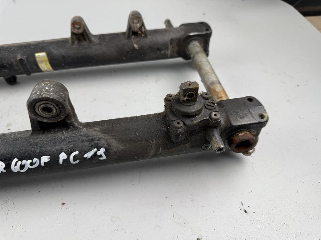 Honda CBR 600 F PC19 Gabel Tauchrohr Standrohr Federung vorne front