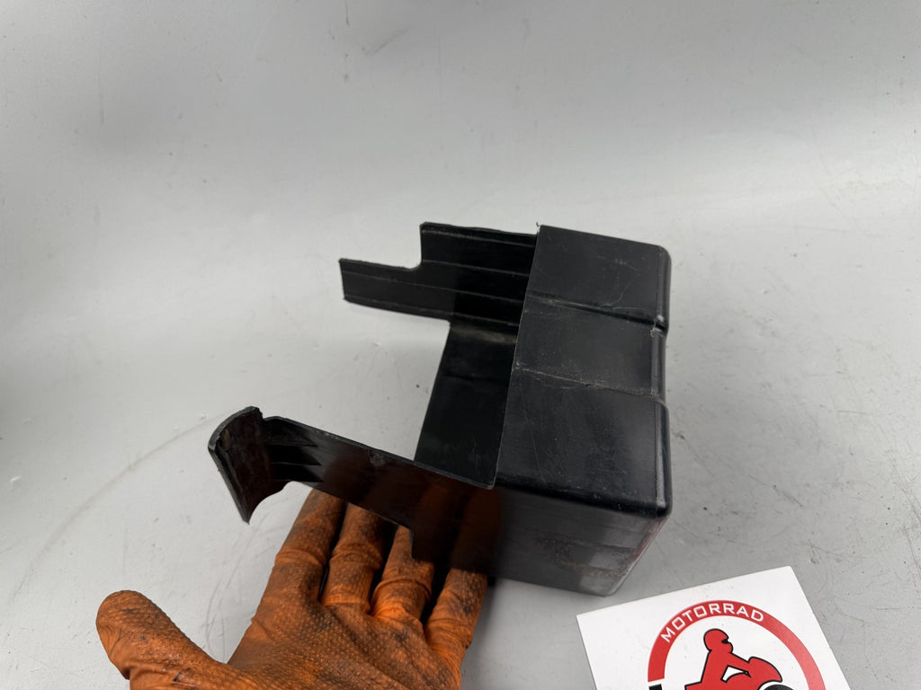 Honda XBR 500 PC15 Batteriehalter Batteriefach Box Holder halter