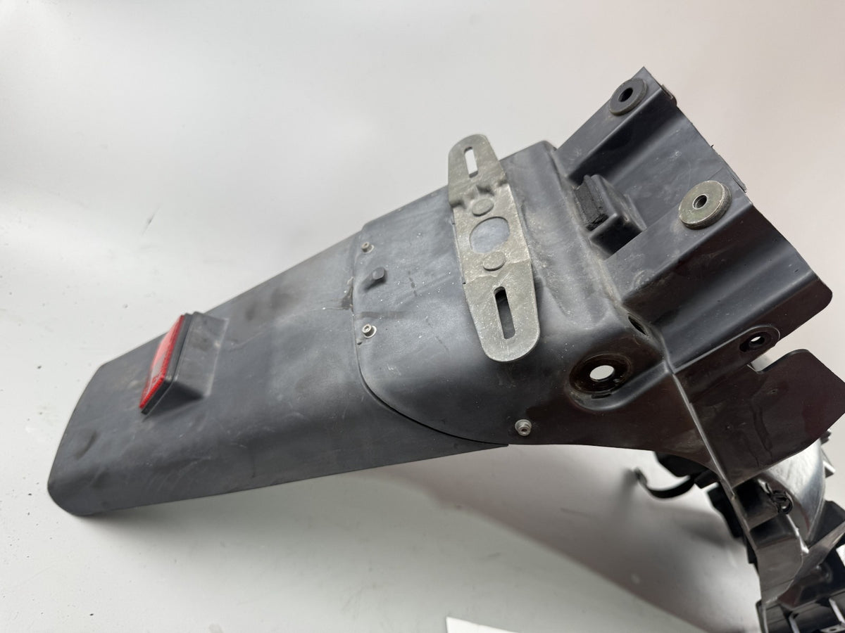 Yamaha XJ 600 Diversion 4BR 4LX Heckuntersicht unter Verkleidung Radlauf Fender