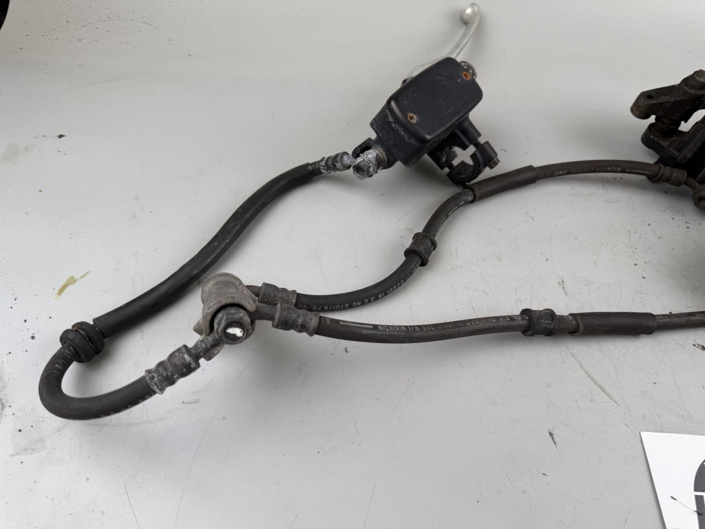 Honda CB750 Sevenfifty RC42 Bremsanlage Brake Bremse front vorne Sattel Pumpe