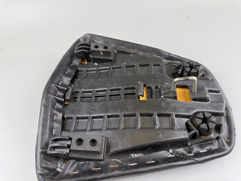 Honda CBR125 JC50 Sitz Sitzbank Seat Sozius Beifahrer