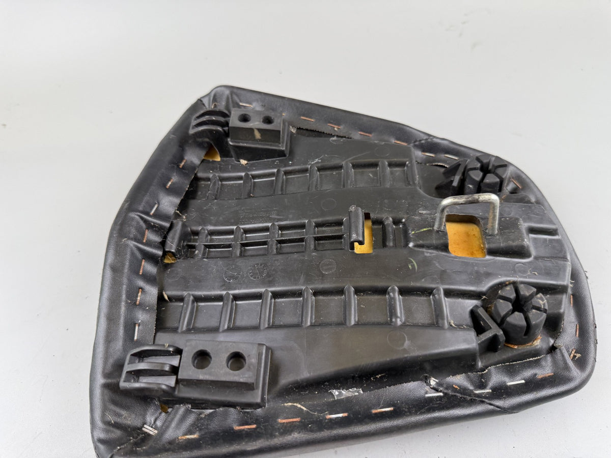 Honda CBR125 JC50 Sitz Sitzbank Seat Sozius Beifahrer
