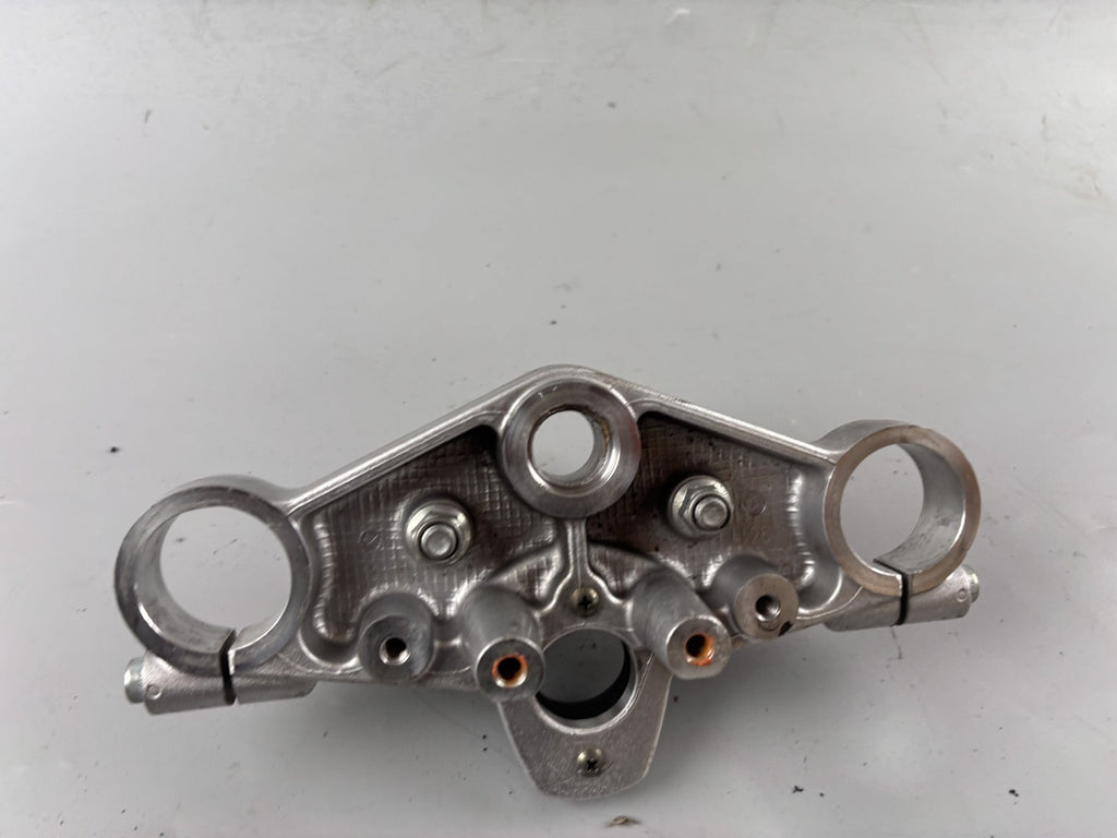 Suzuki SV650 N AV Gabelbrücke ABM Bridge Verbindung oben obere