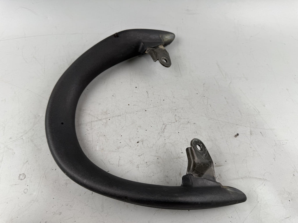Suzuki SV650 S AV Beifahrergriff Halterung Spoiler Soziusgriff back