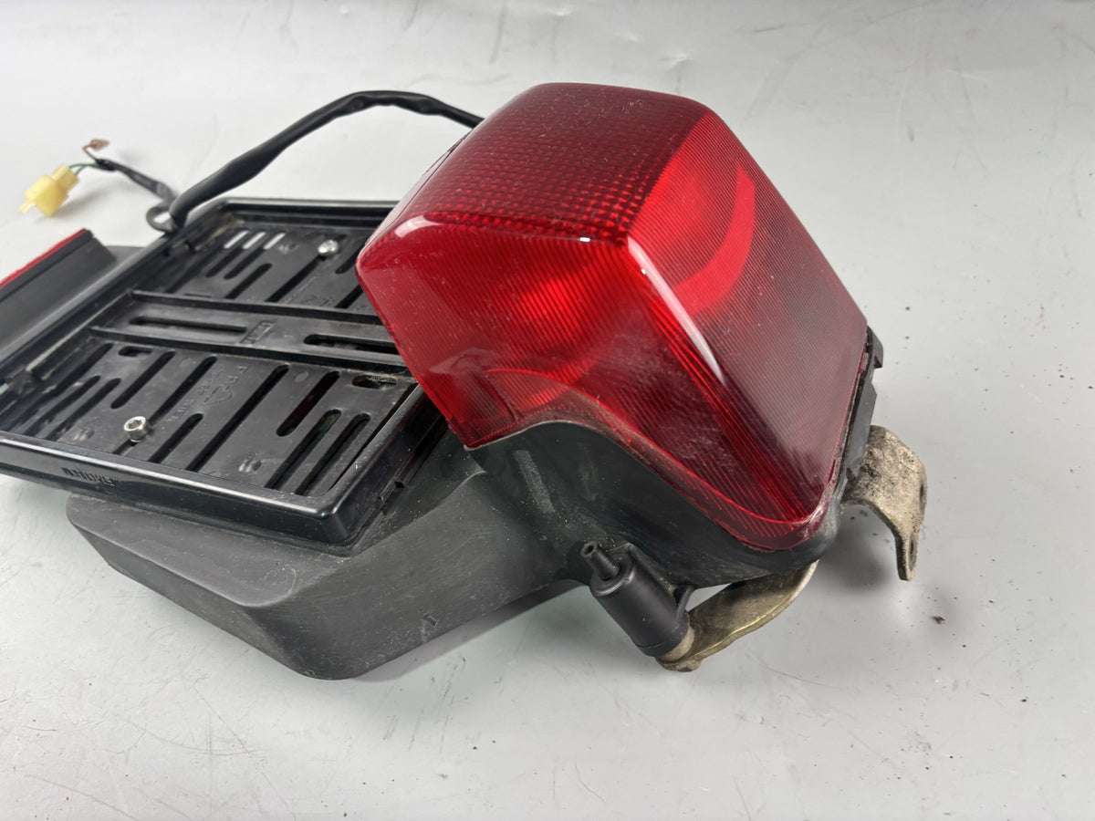Honda SLR 650 Vigor FX 650 RD09 Kennzeichenhalter Kotflügel Radlauf Rücklicht