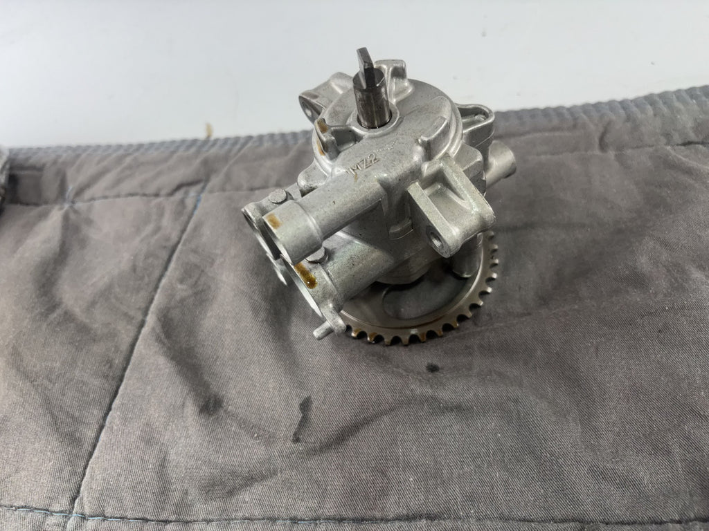 Honda CBR 1000F SC24 Ölpumpe oil pump Schmiermittelpumpe Engine Motor