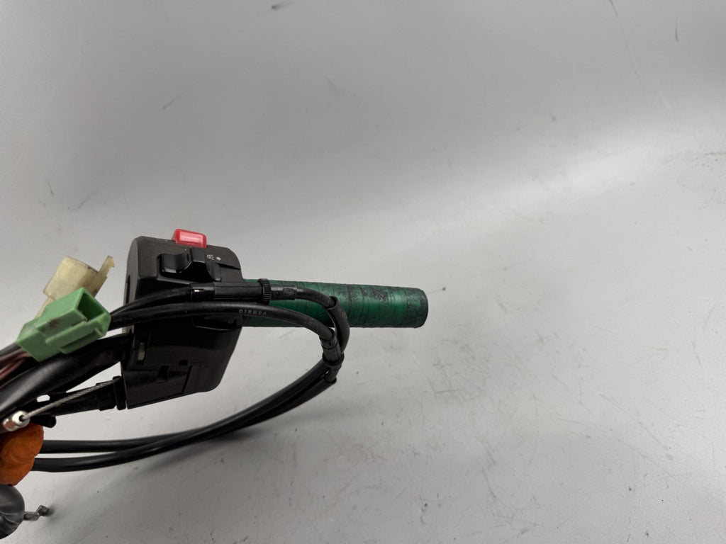 Kawasaki ZR 7 ZR750F Lenkerschalter Gasgriff Handlebar Switch rechts right
