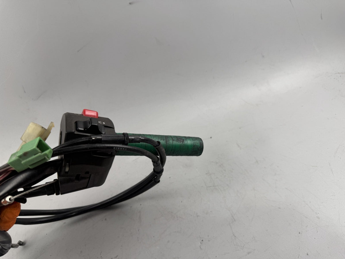 Kawasaki ZR 7 ZR750F Lenkerschalter Gasgriff Handlebar Switch rechts right