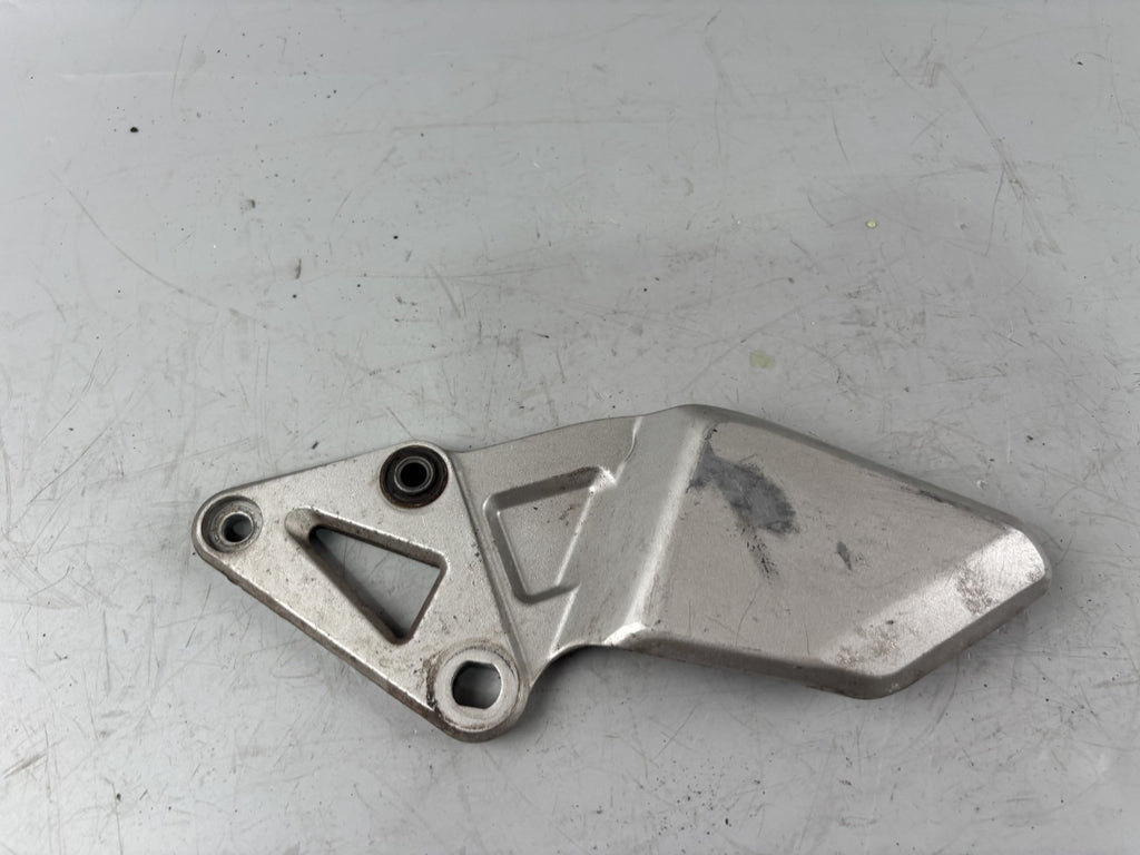 Suzuki RF 600 R GN76A Fußrastenhalteplatte Foot Step Holder Halterung links left
