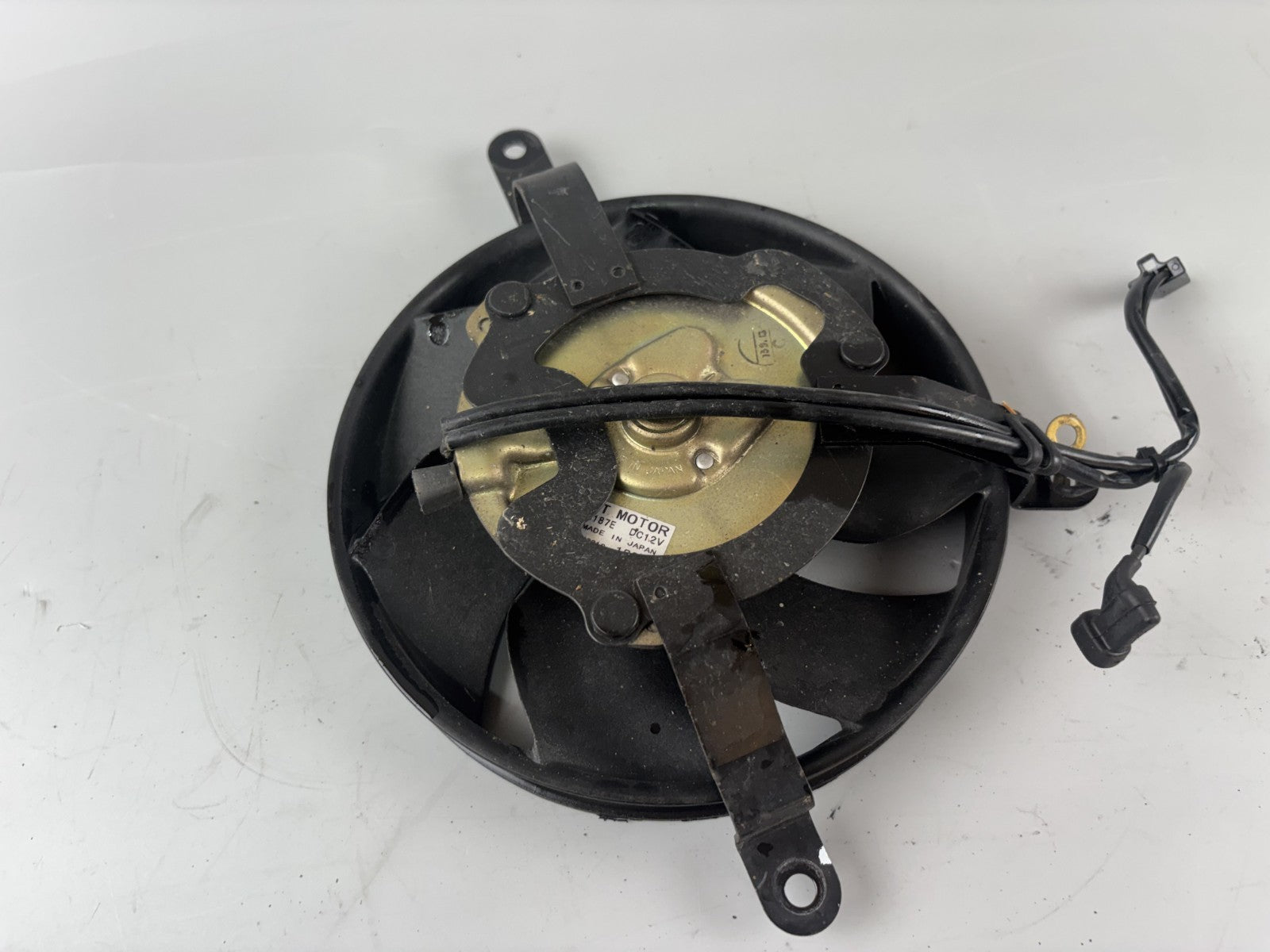 Honda VFR800 RC46/2 VTEC Ventilator Lüfter Lüftung