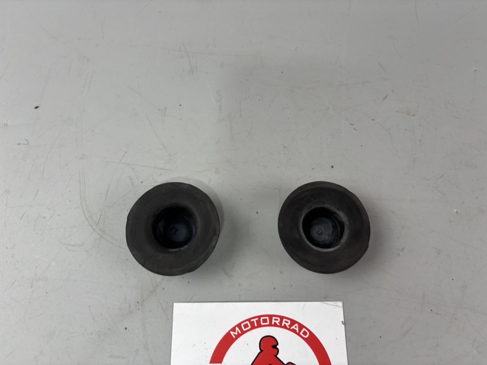Yamaha XJ900 F 4BB Tankgummi Holder Halter Vibrationsschutz