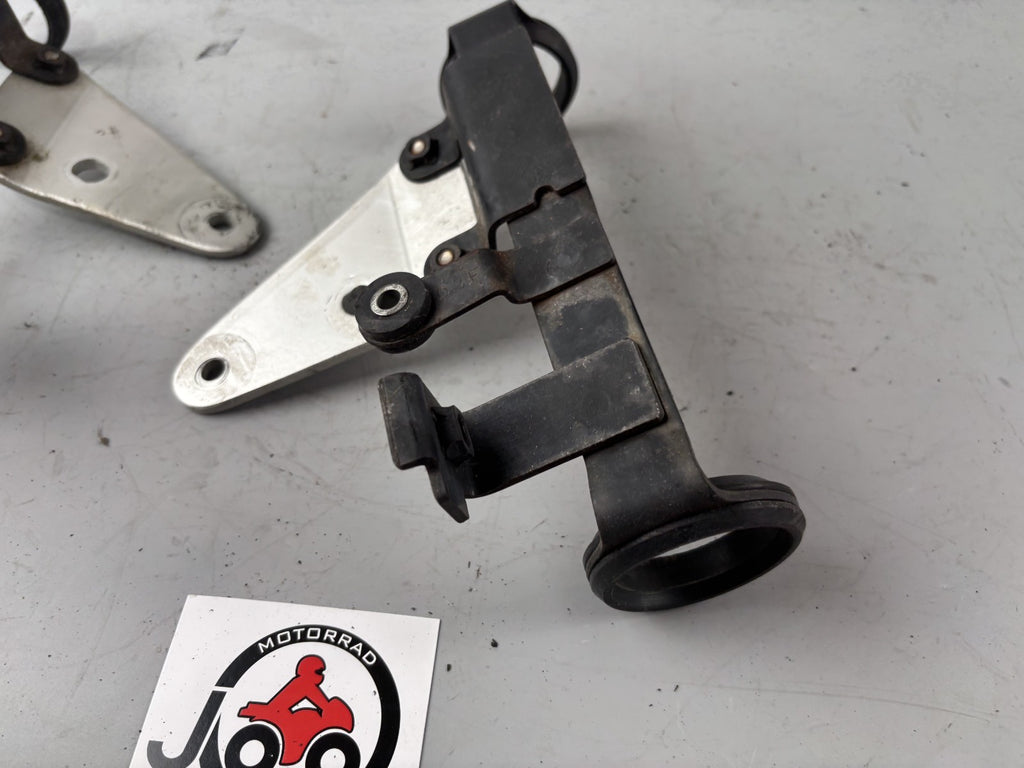 Suzuki GSX 750 AE Inazuma Blinkerhalter Scheinwerferhalter Holder Gabel