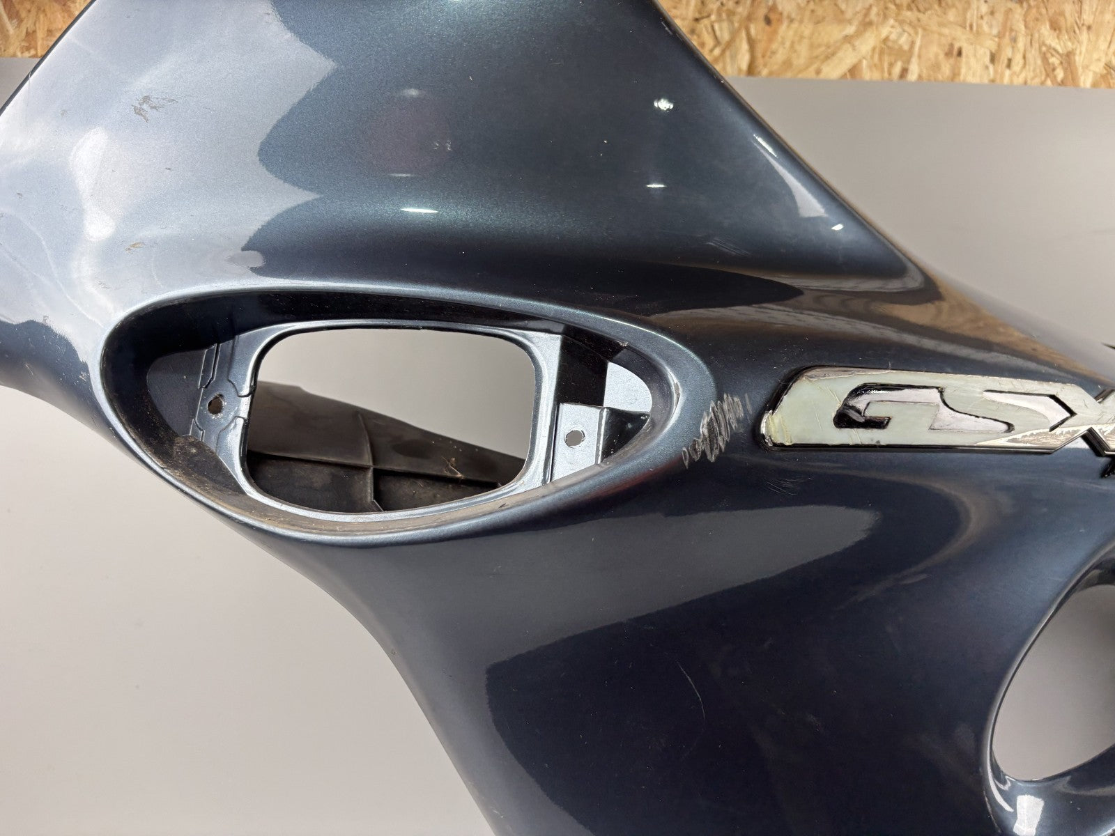 Suzuki GSX 750 F AK11 Seitenverkleidung Sidecover Abdeckung Cover links left