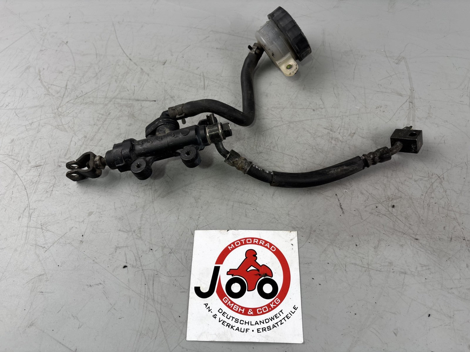 Honda CBF 600 S PC38 Bremspumpe Behälter Pump hinten back Leitung