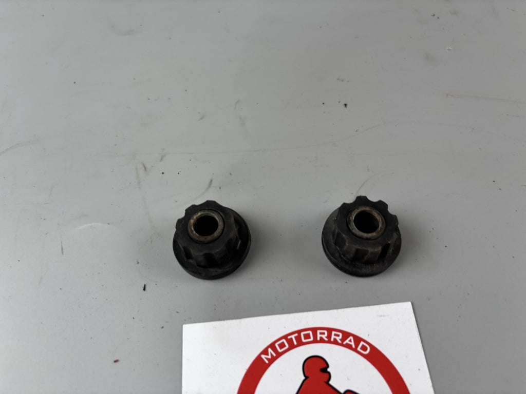 Kawasaki ZX6R ZX636 A 2002 Tankgummi Halterung Holder Vibrationsdämpfer