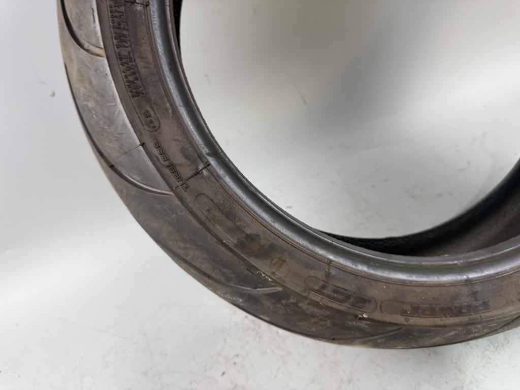 Motorrad Reifen Wheel 160/60 ZR17 Michelin Pilot 49/2021 DOT 4,5mm