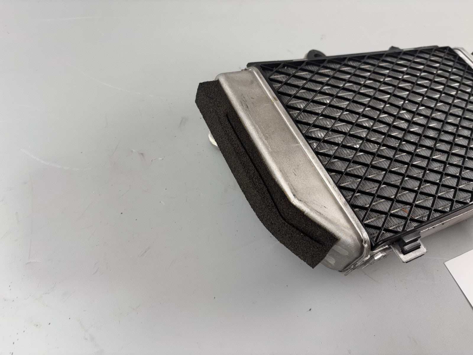 Honda VFR800 RC46/2 VTEC Wasserkühler Watercooler Liquid Kühlung rechts right